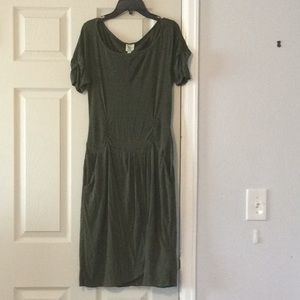 Ruched Green Anthropologie Dress WITH POCKETS!